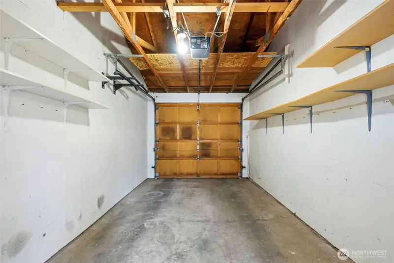 8017 NE 177th Court 504, Kenmore