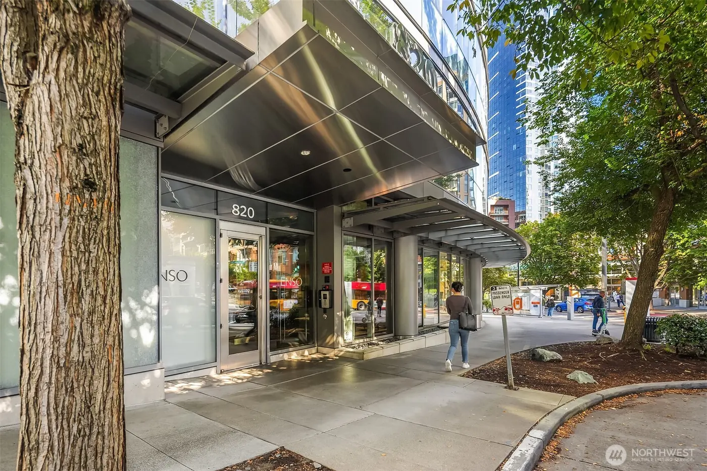 820 Blanchard Street 1209, Seattle: photo 7 of 8
