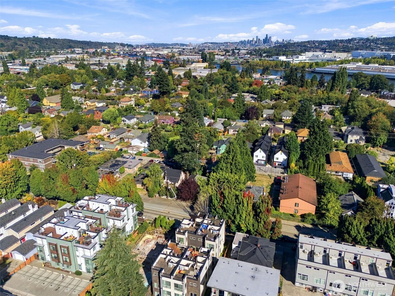 1039 S Cloverdale Street A, Seattle: photo 9 of 17